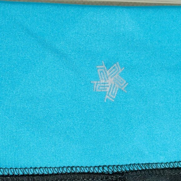 Tek Gear Active Capri Leggings Polyester Blend Blue Black Medium Waist 30" READ - Picture 4 of 10